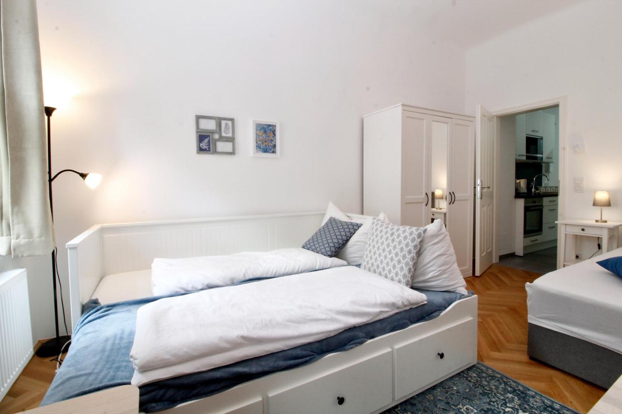 Humboldt Feel Good Apartments Wenen Buitenkant foto