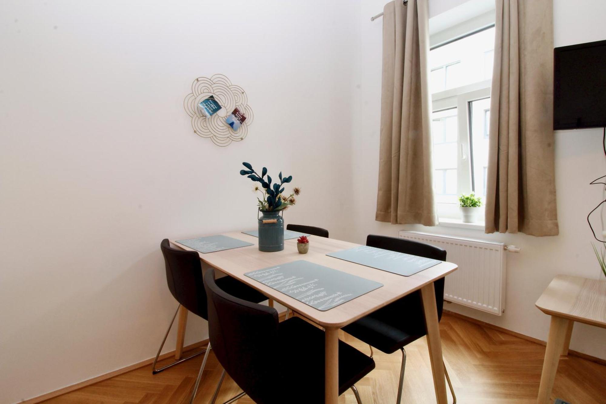Humboldt Feel Good Apartments Wenen Buitenkant foto