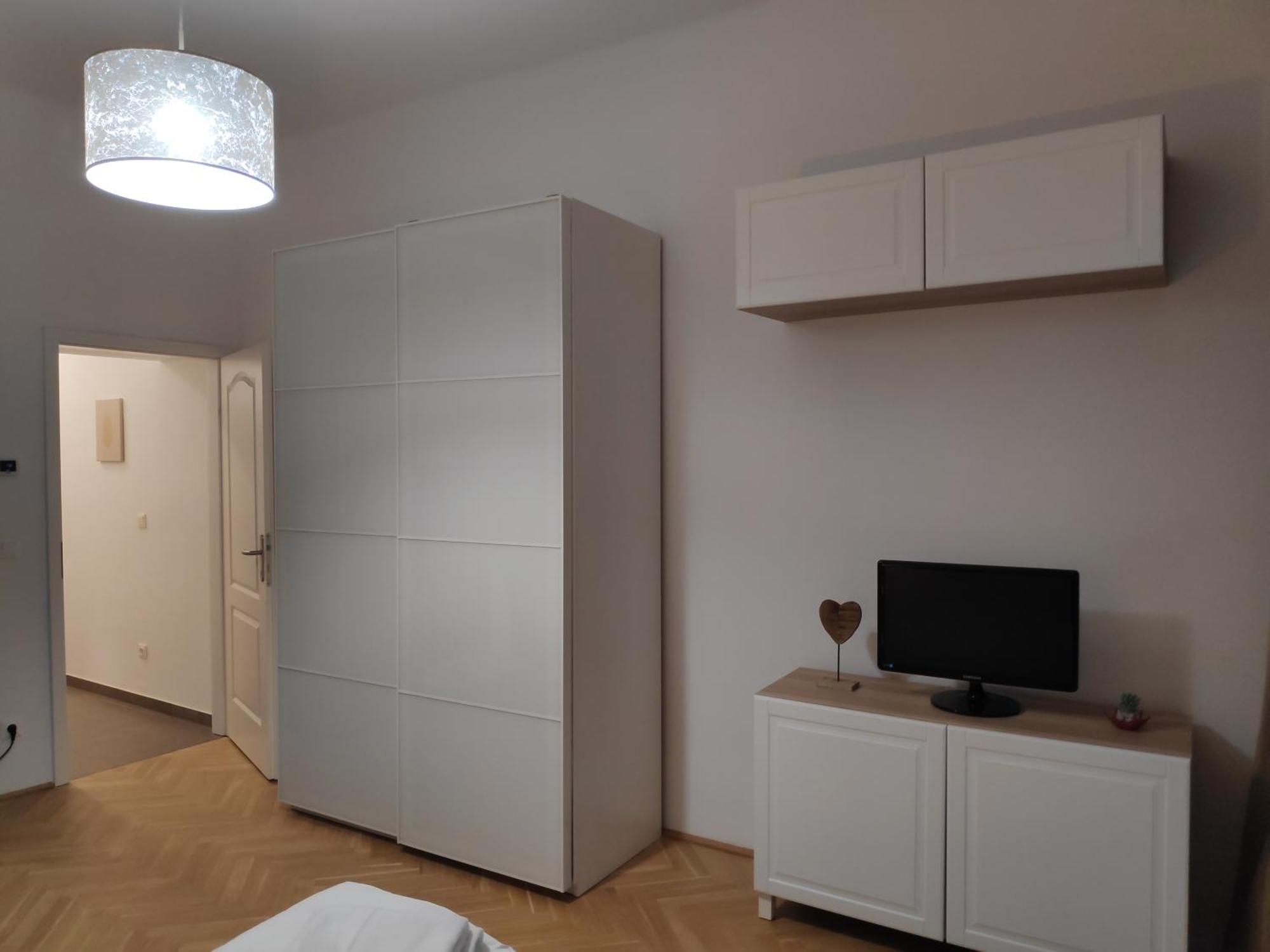 Humboldt Feel Good Apartments Wenen Buitenkant foto