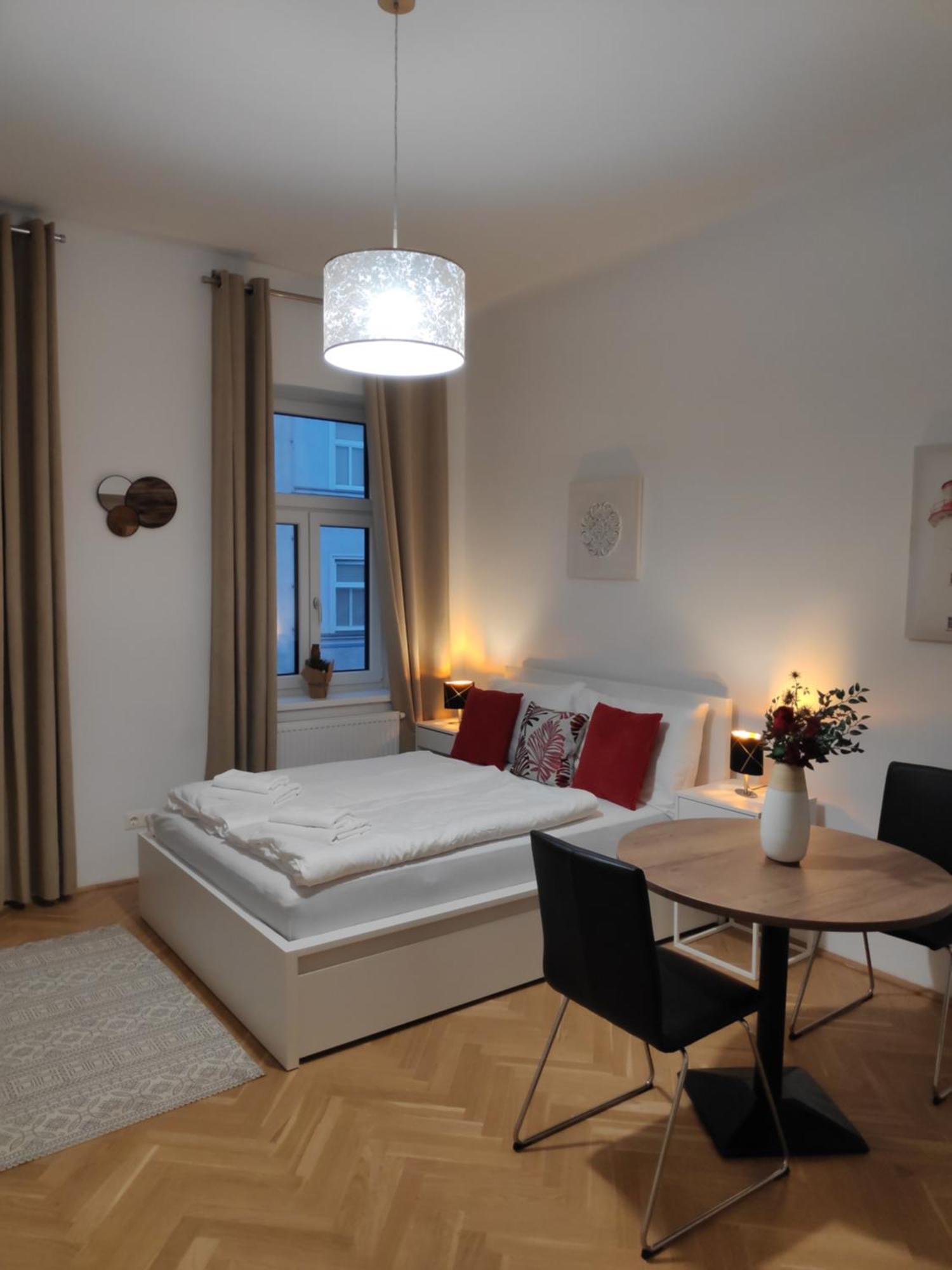 Humboldt Feel Good Apartments Wenen Buitenkant foto